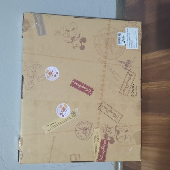 Disney Parks Shadow Box Frame - Picture 2 of 3